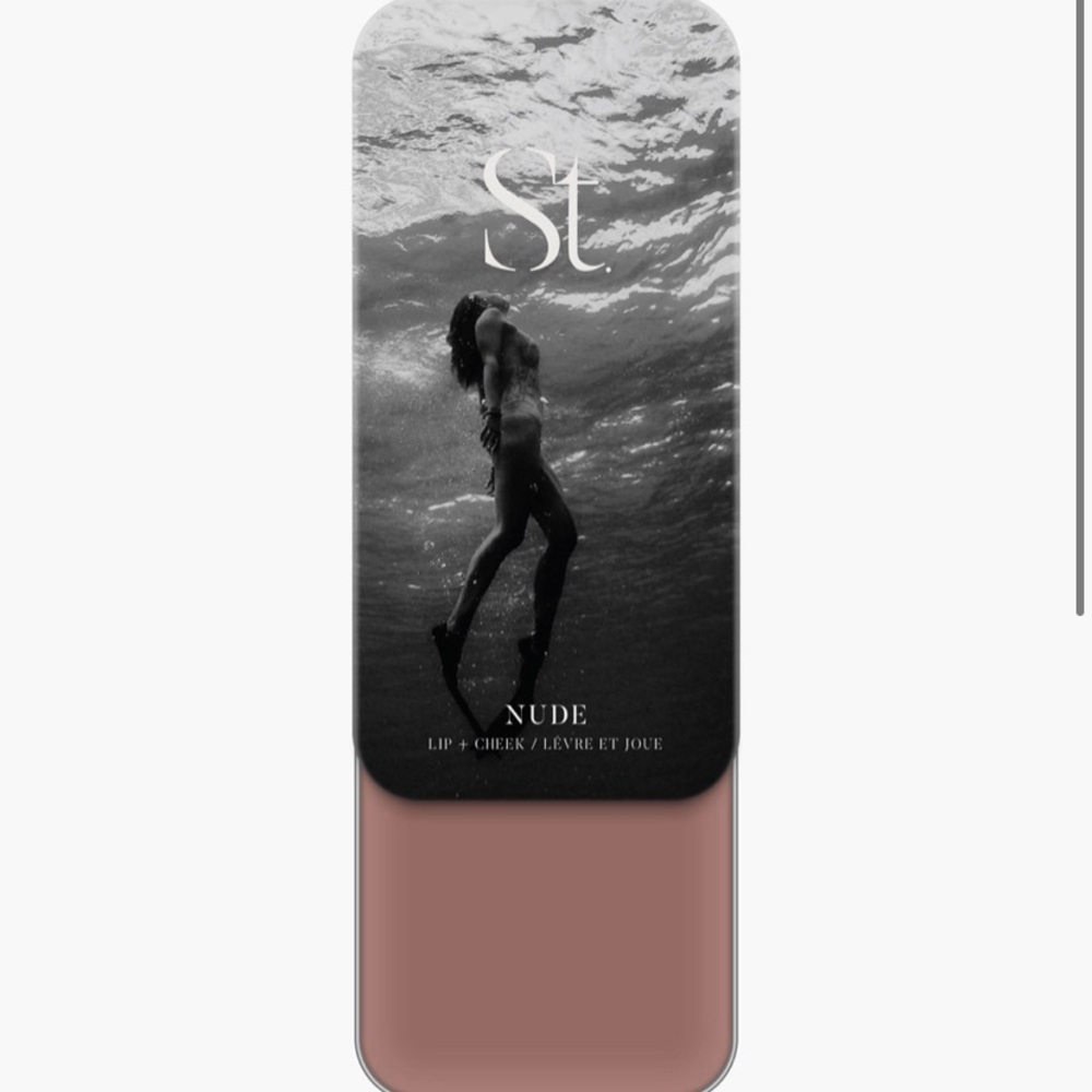 Nude Blush